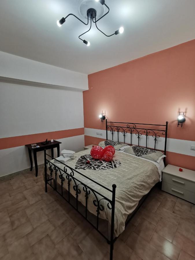 Bed&Breakfast Villa Flora Eredita Exteriör bild